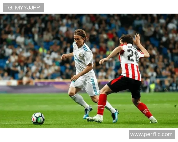 皇家社会后卫艾纳尔迪：我们有信心在西甲赛场再创辉煌